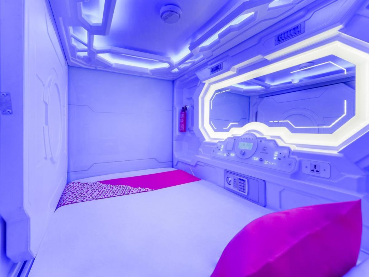 Oyo 89635 Modular Langkawi Capsule Hotel Padang Mat Sirat Zewnętrze zdjęcie