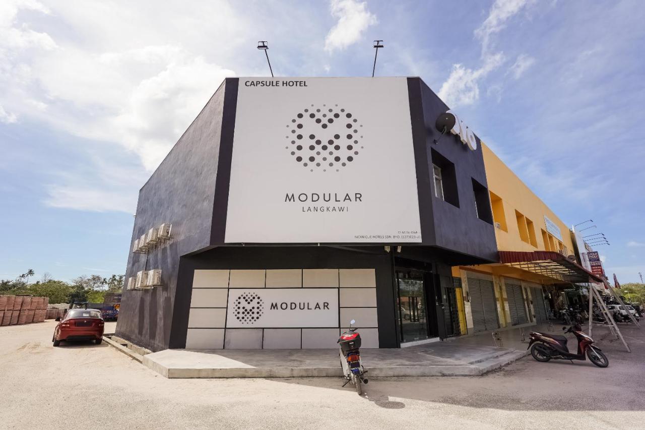 Oyo 89635 Modular Langkawi Capsule Hotel Padang Mat Sirat Zewnętrze zdjęcie